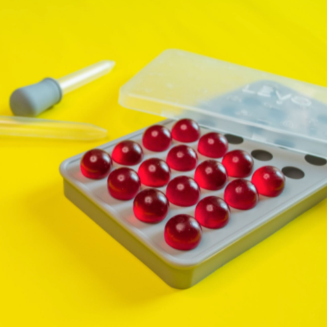 Make your own edibles and shareables with LEVO pre-made powdered gummy mix, infusion oil, ghee, and even edible glitter.