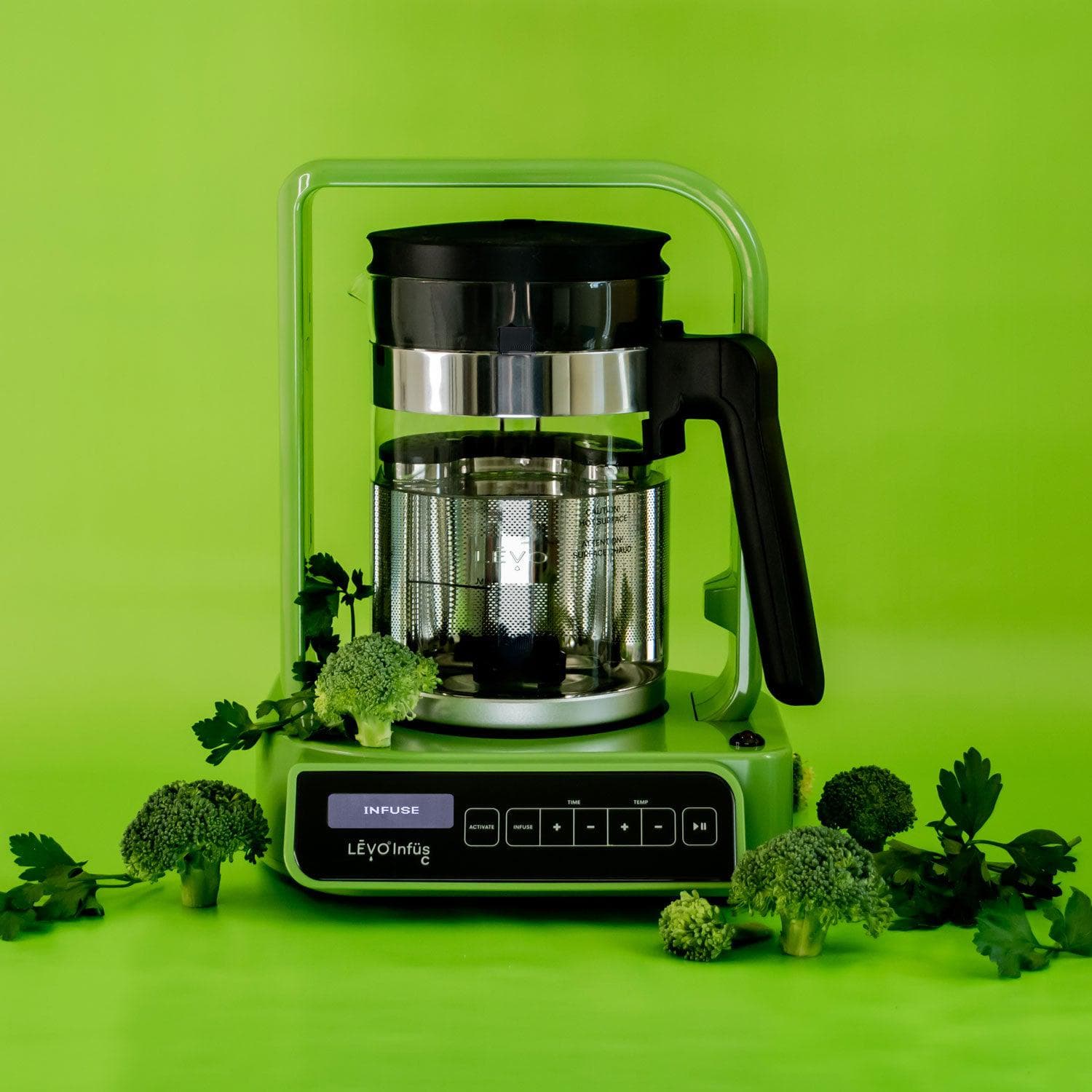 Decarb and infuse a liter of oil or butter at a time with LEVO C, in olive green.
